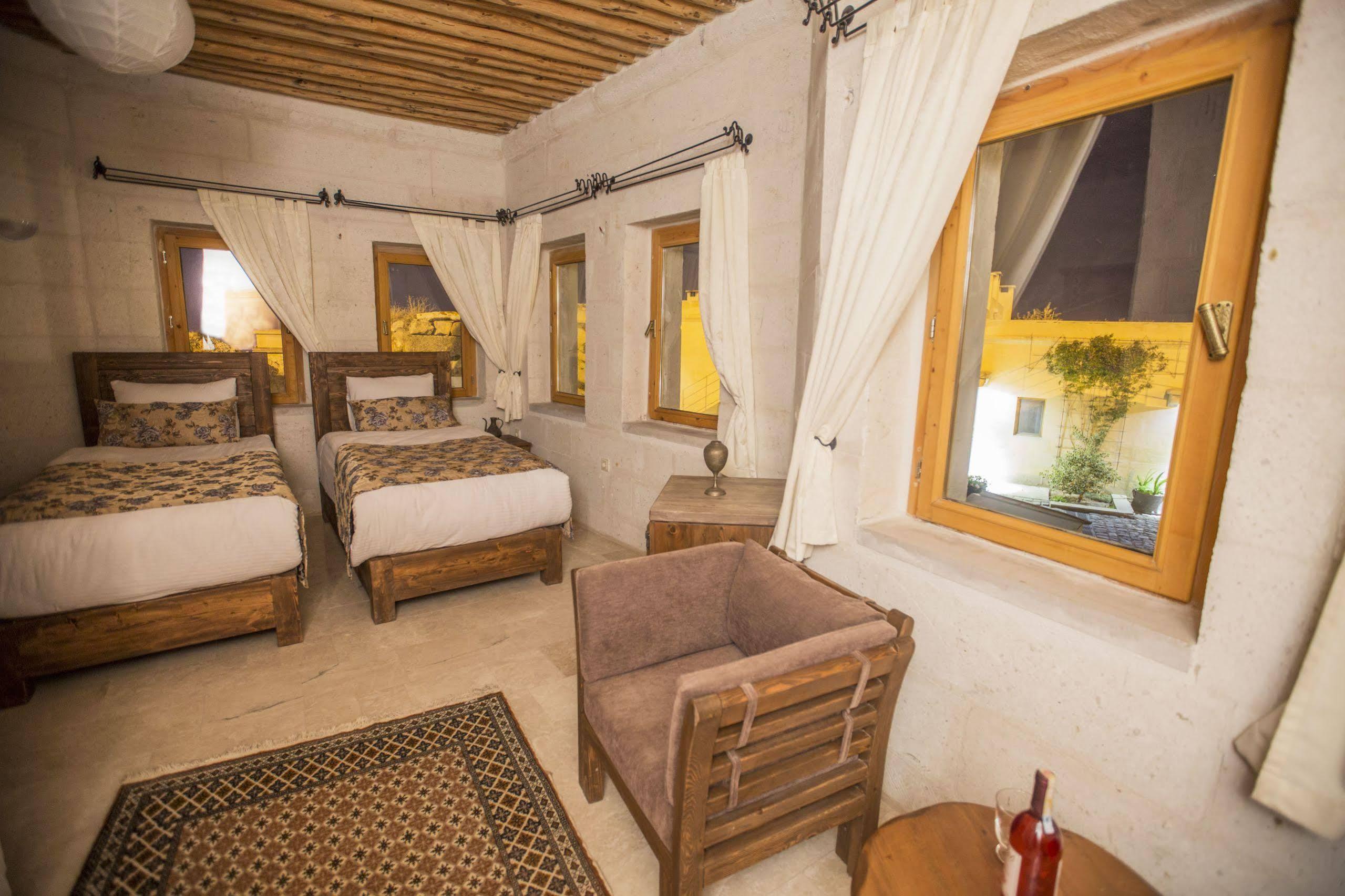 Helike Cave Suites Uchisar Exterior foto