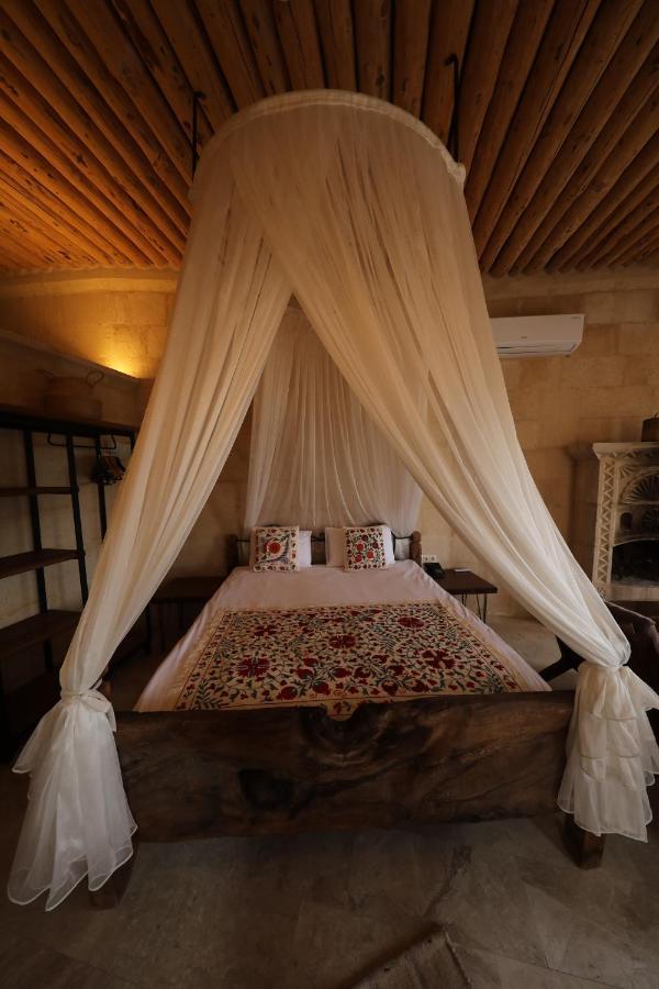 Helike Cave Suites Uchisar Exterior foto