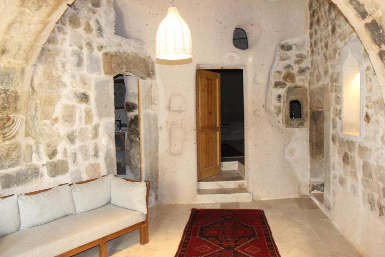 Helike Cave Suites Uchisar Exterior foto