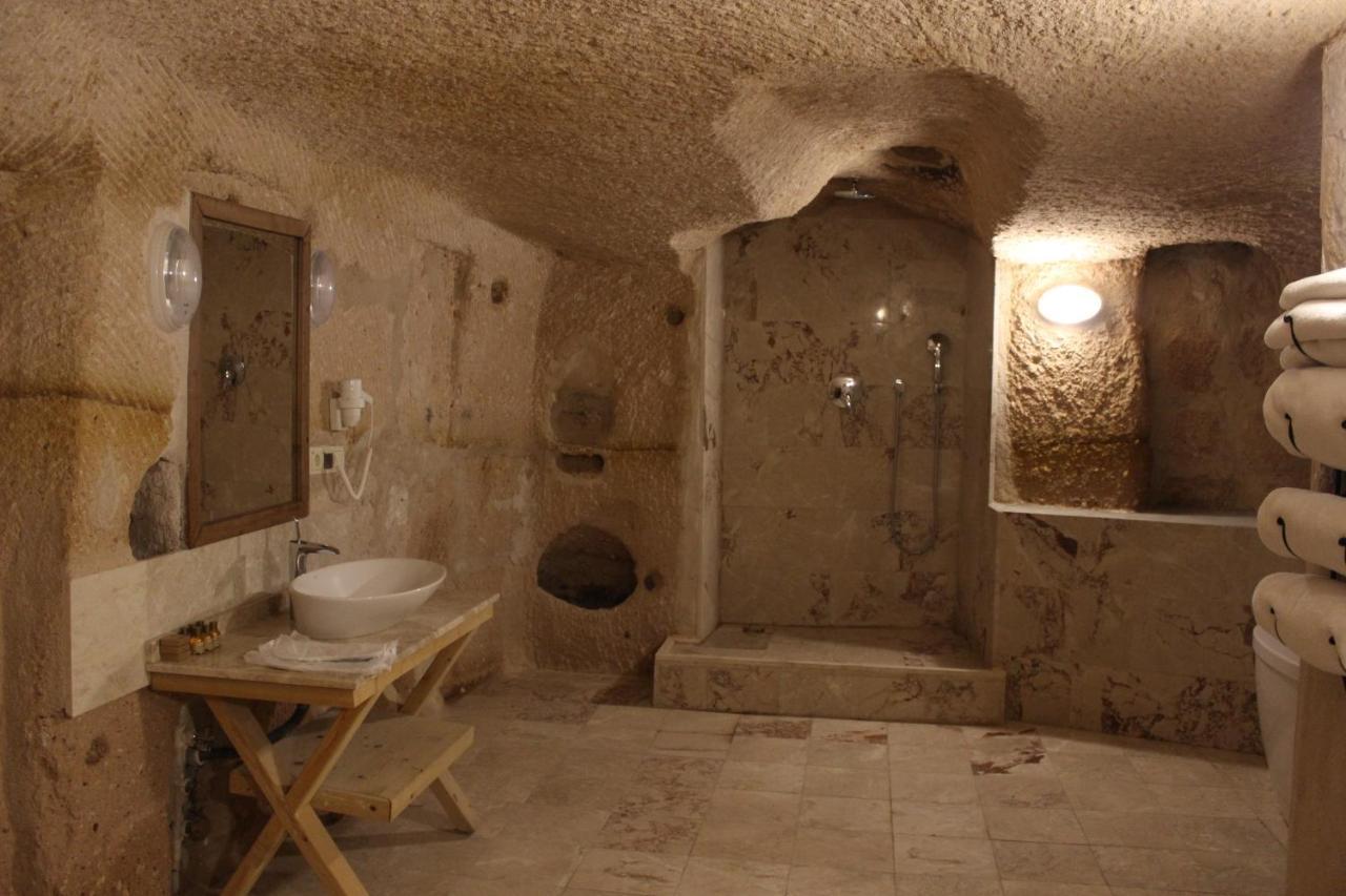 Helike Cave Suites Uchisar Exterior foto