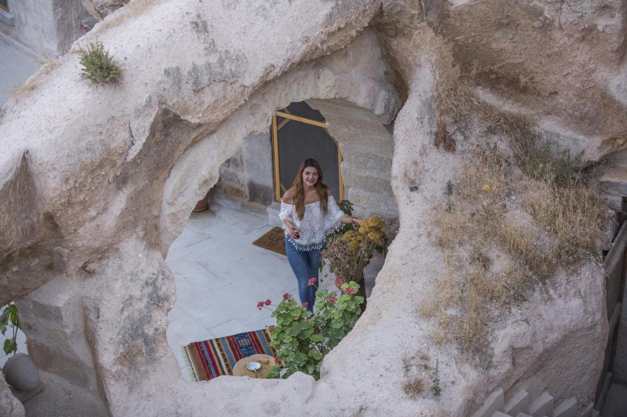 Helike Cave Suites Uchisar Exterior foto